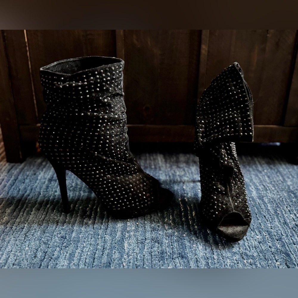 Black Studded Women's Stilettos